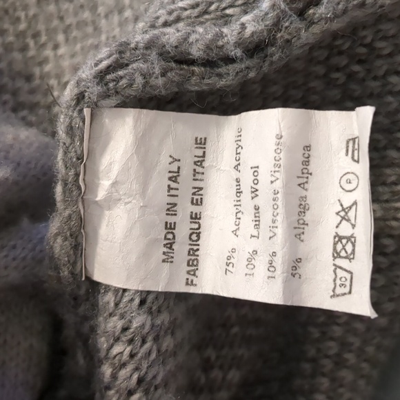 Made in Italy gray wool blend sweater/cardigan size - Picture 10 of 10
